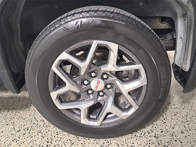 Used 2023 GMC Sierra 1500 SLT w/ SLT Premium Package image 8