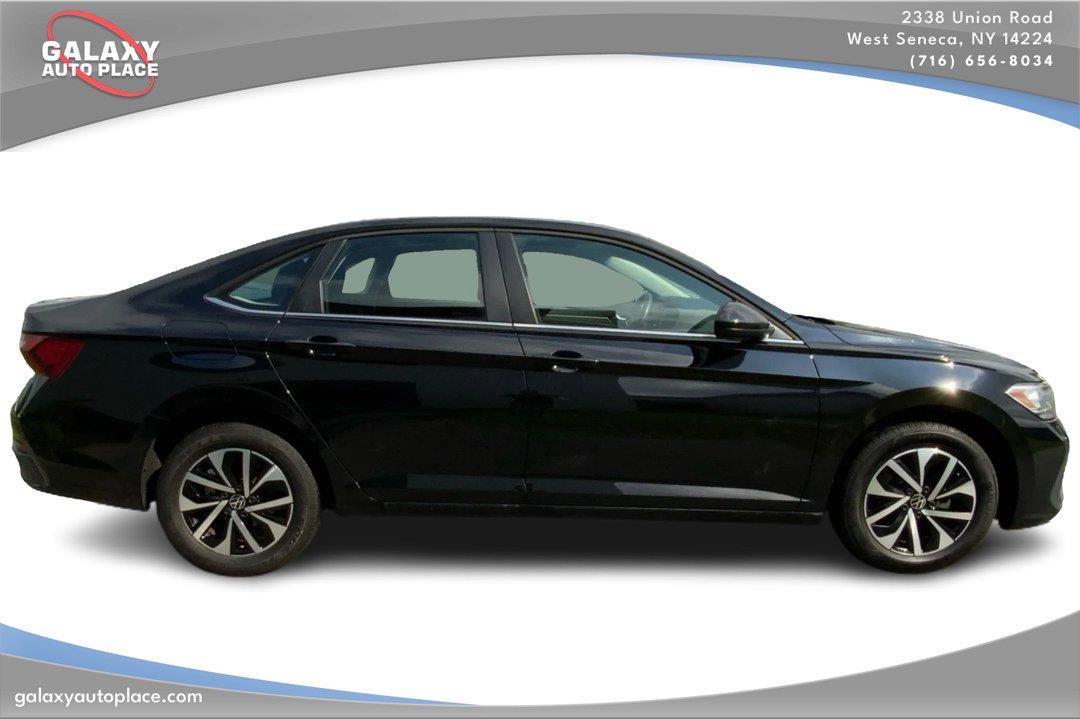 Used 2024 Volkswagen Jetta S FWD image 4