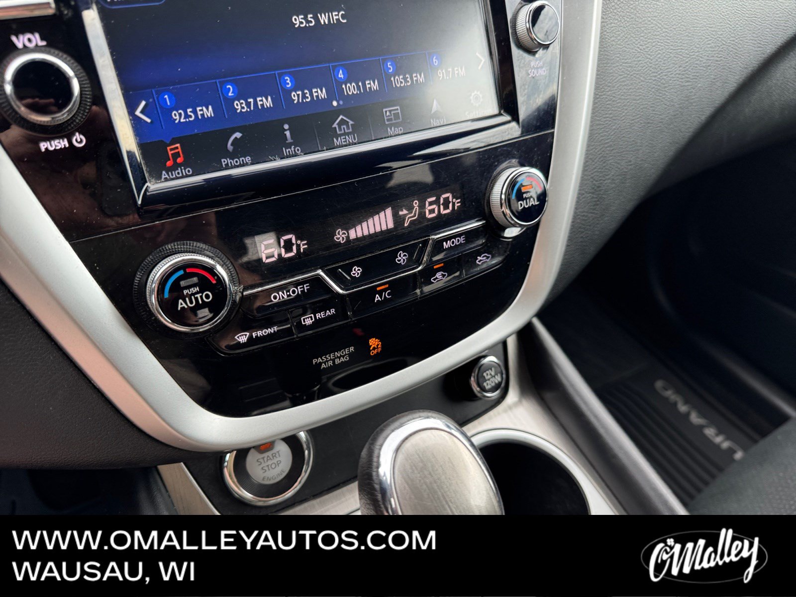 Used 2016 Nissan Murano SV AWD/4WD image 22