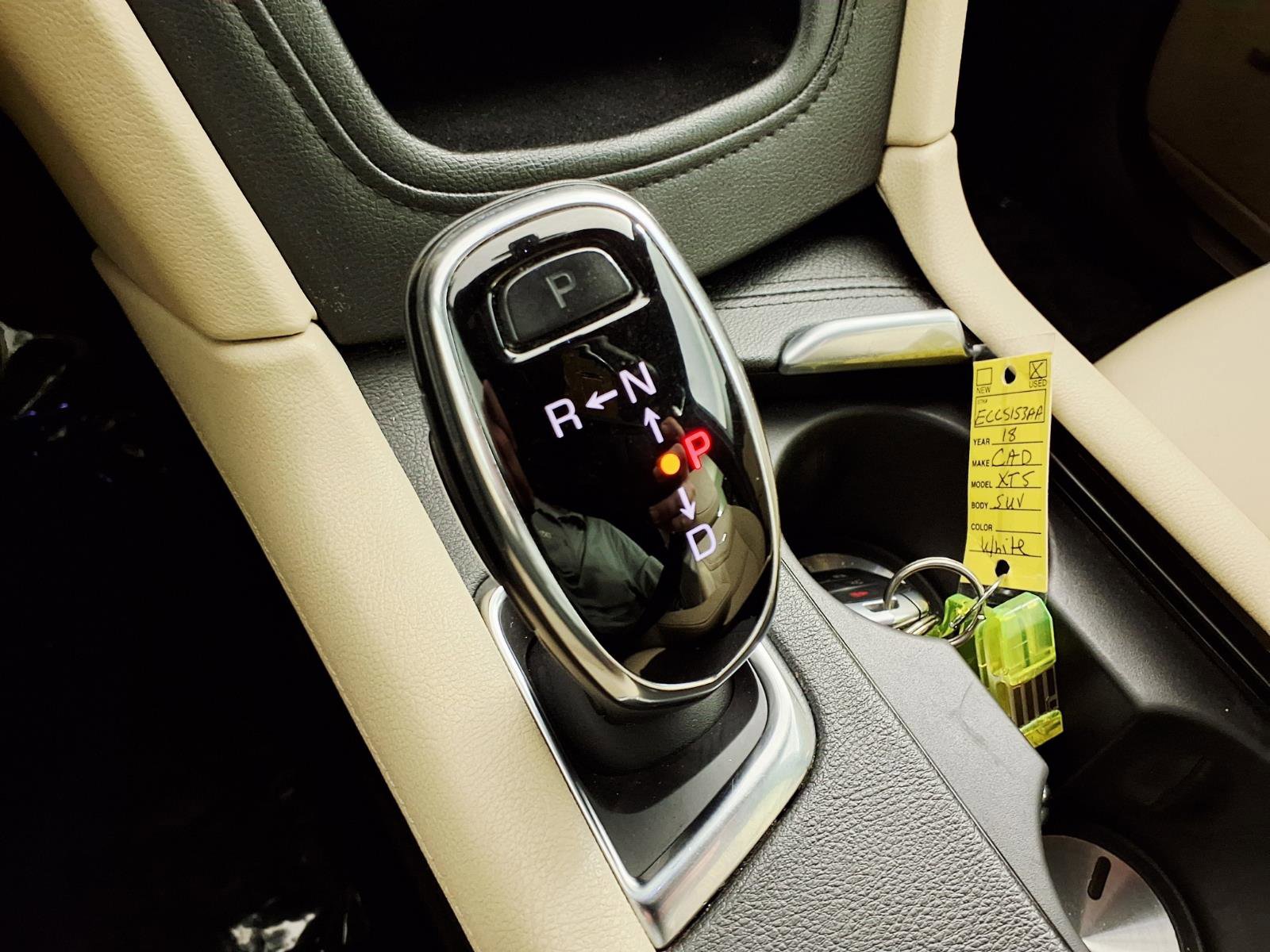 Used 2018 Cadillac XT5 FWD w/ LPO, Wheel Lock Package image 21