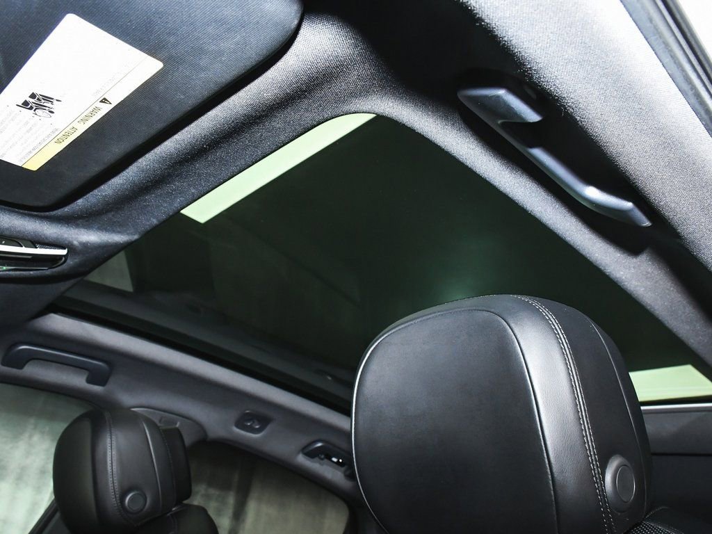 Used 2022 Porsche Cayenne Coupe image 50