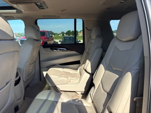 Used 2016 Cadillac Escalade ESV Premium AWD/4WD image 33