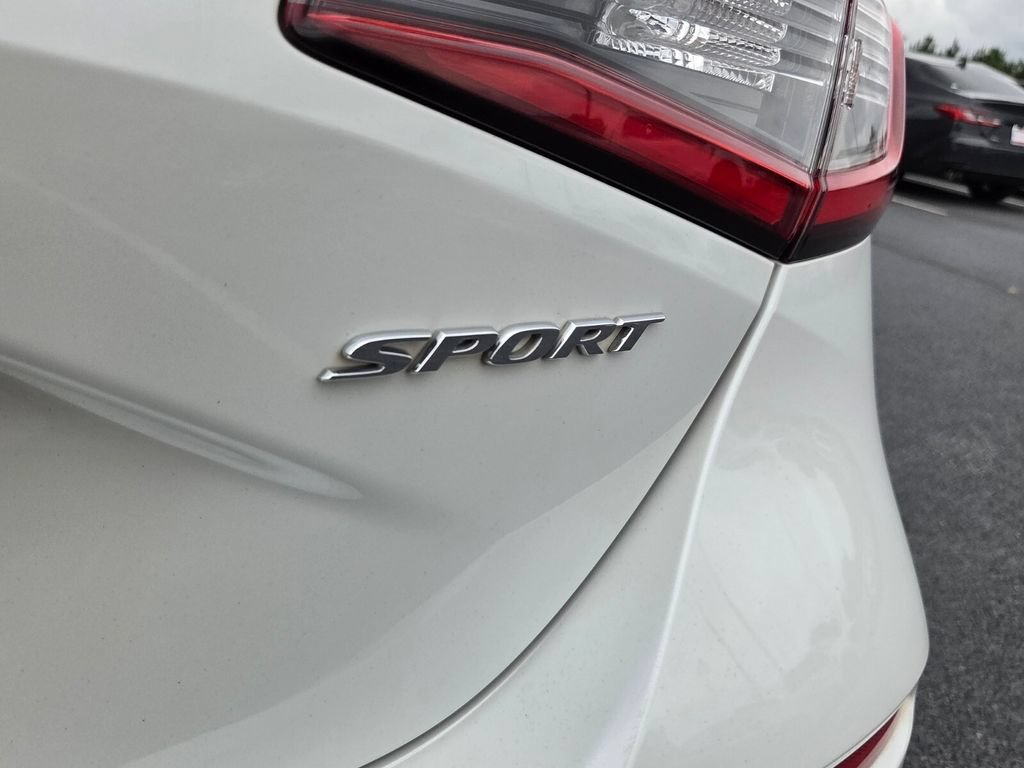 Used 2022 Honda Civic Sport image 11