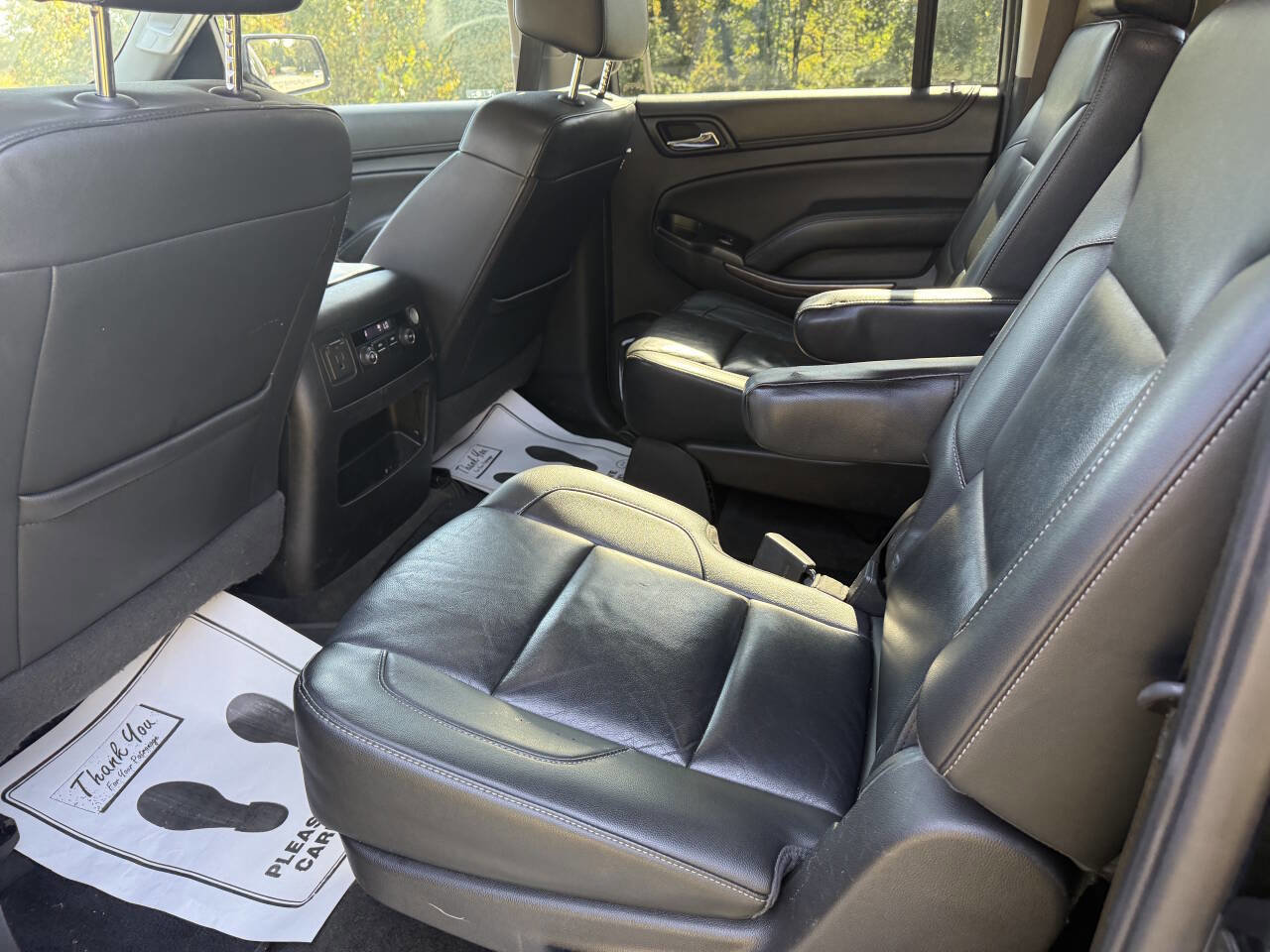 Used 2018 Chevrolet Suburban LT image 8