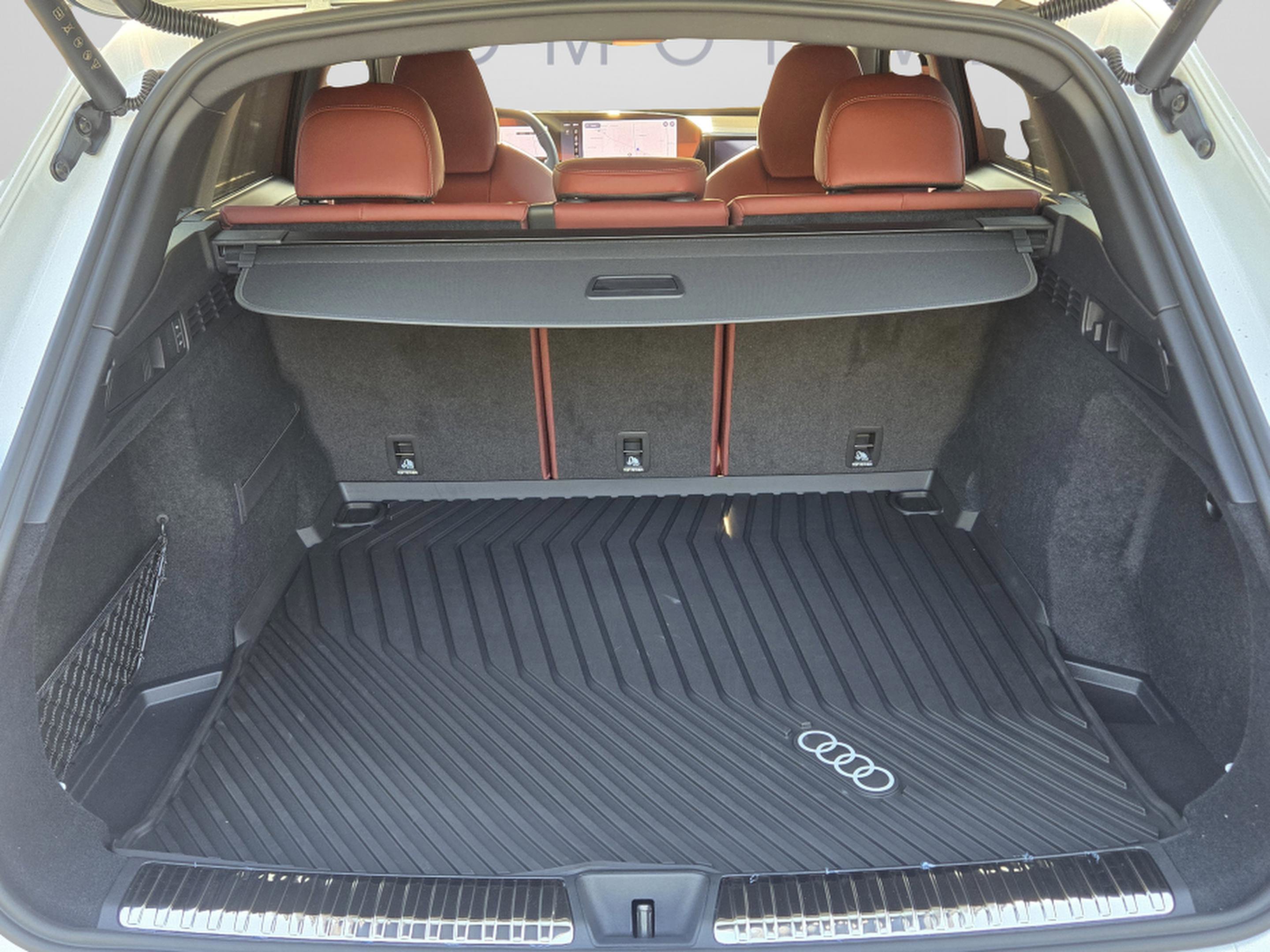 New 2026 Audi SQ5 Prestige AWD/4WD image 13