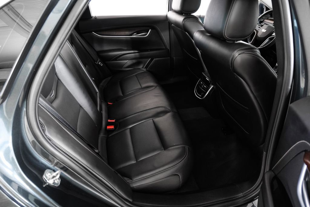 Used 2019 Cadillac XTS Luxury image 33