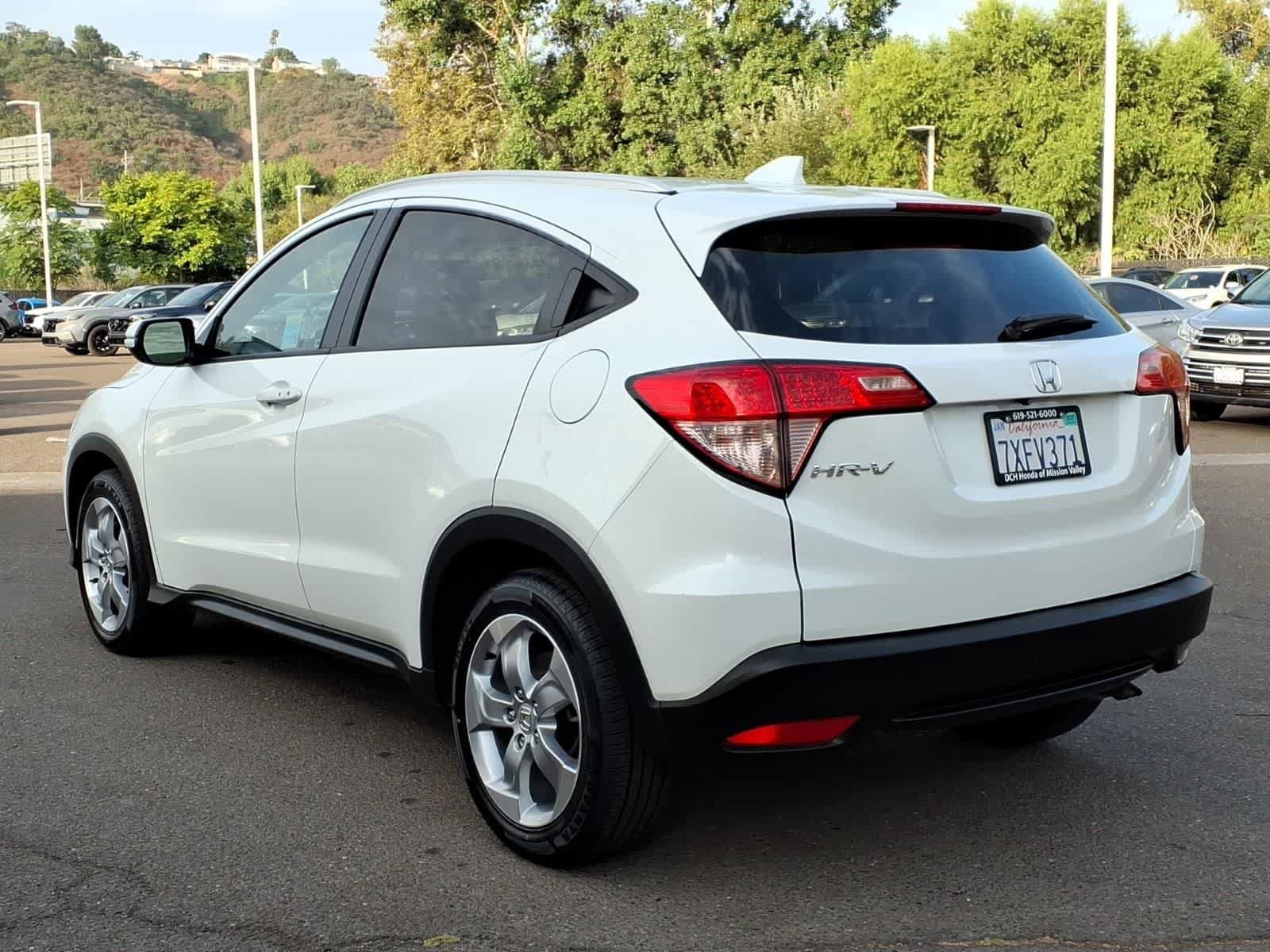 Used 2017 Honda HR-V EX-L image 7