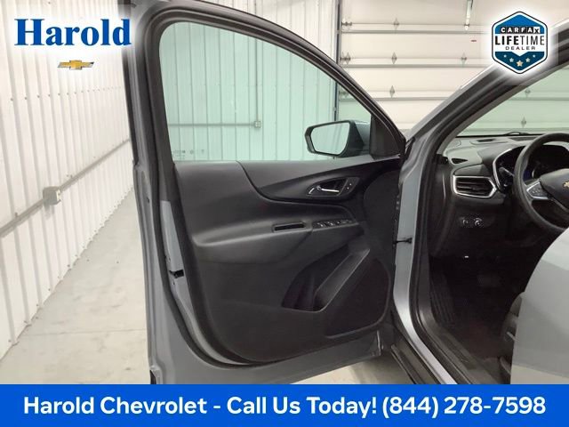 Used 2023 Chevrolet Equinox LT w/ LPO, Floor Liner Package image 14