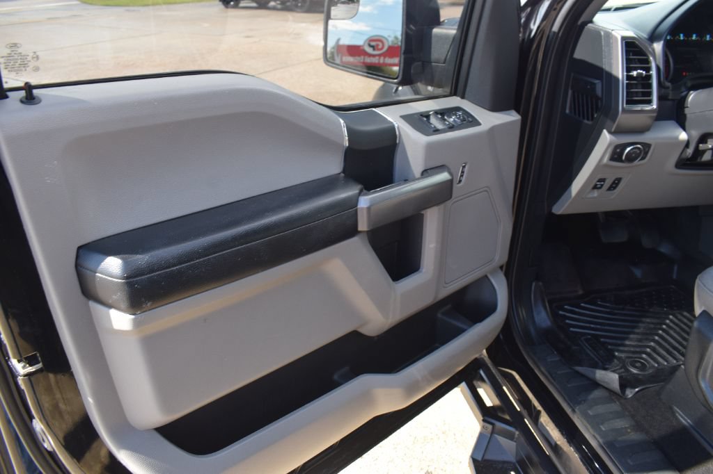 Used 2019 Ford F150 XLT w/ Equipment Group 301A Mid AWD/4WD image 9