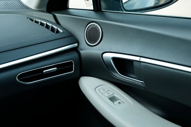 Used 2023 Hyundai Sonata SEL w/ Cargo Package image 27