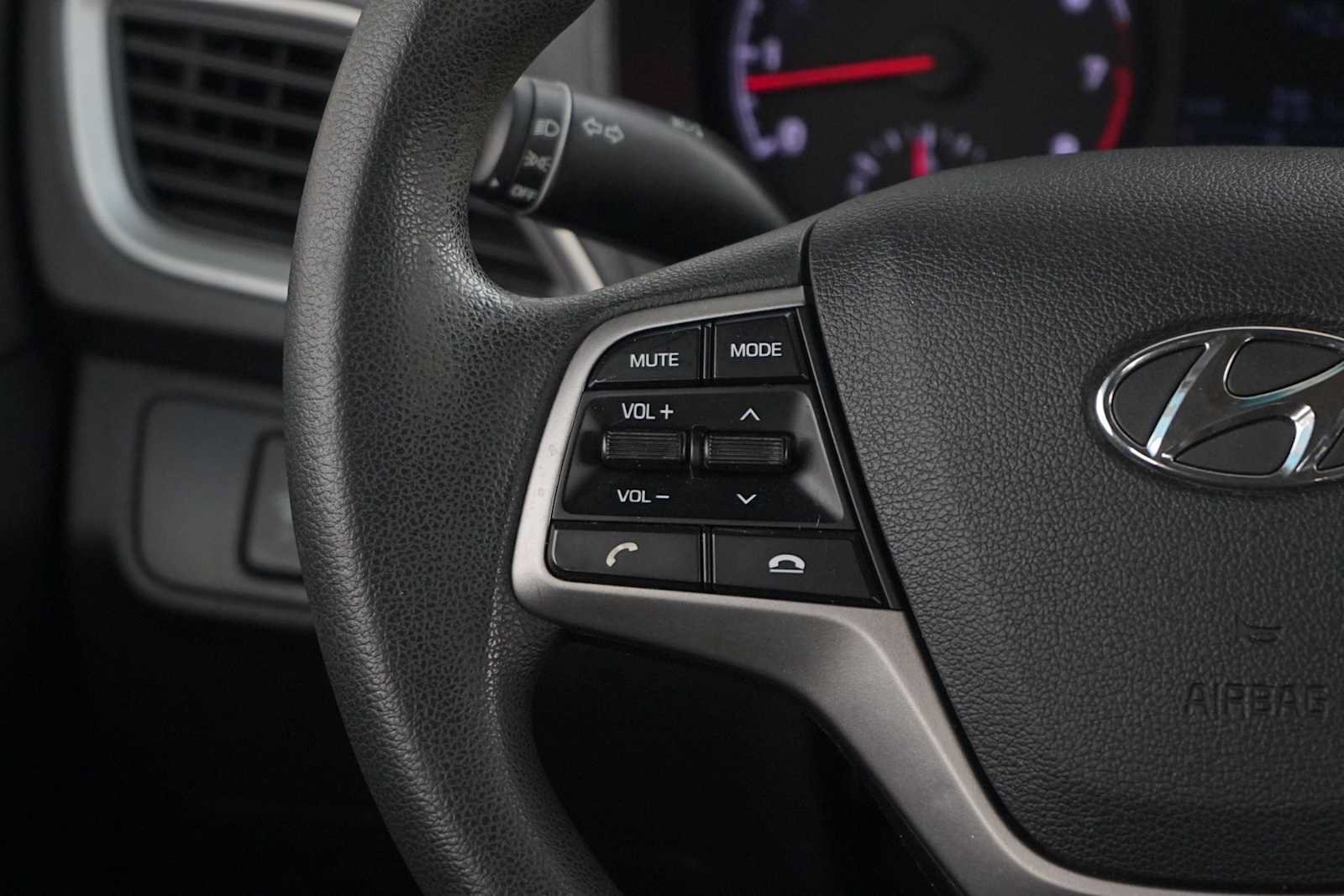Used 2020 Hyundai Accent SE FWD image 17