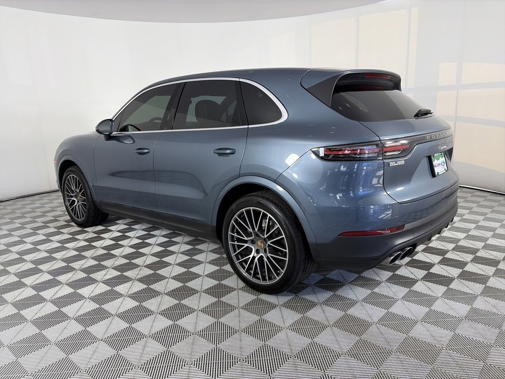 Used 2020 Porsche Cayenne S image 5