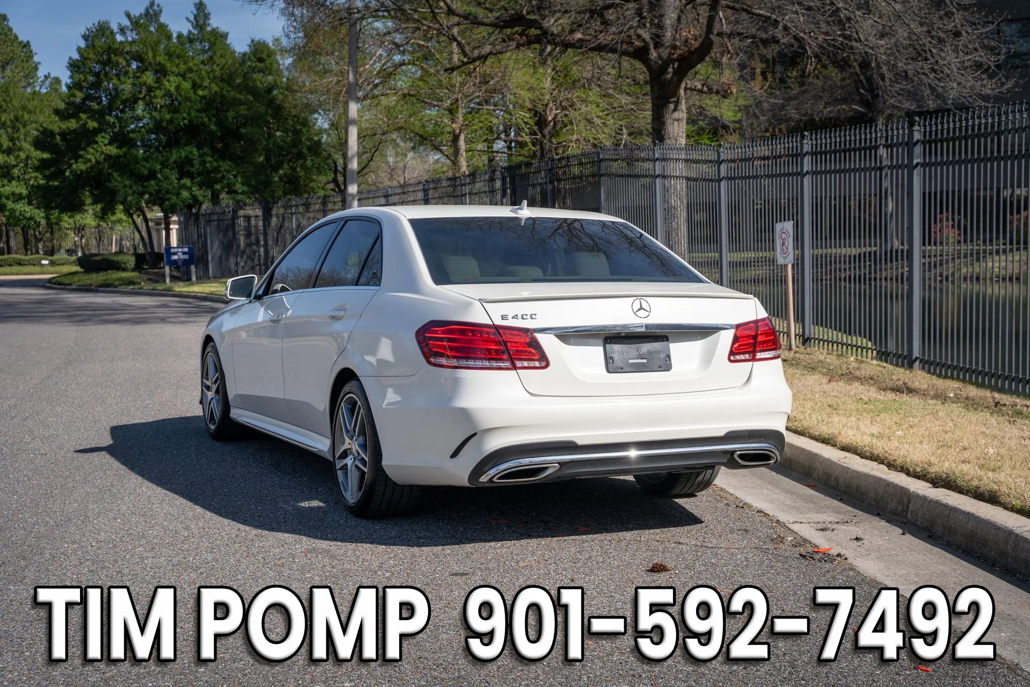 Used 2016 Mercedes-Benz E 400 Sedan w/ Lighting Package image 7