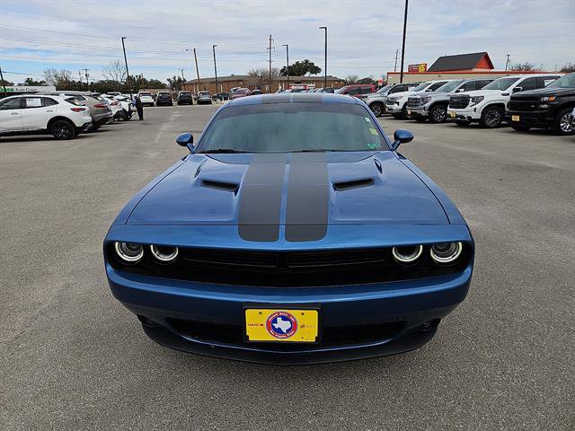 Used 2023 Dodge Challenger SXT w/ Plus Package image 8
