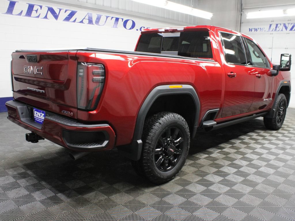 Used 2025 GMC Sierra 2500 AT4 w/ Technology Package AWD/4WD image 6