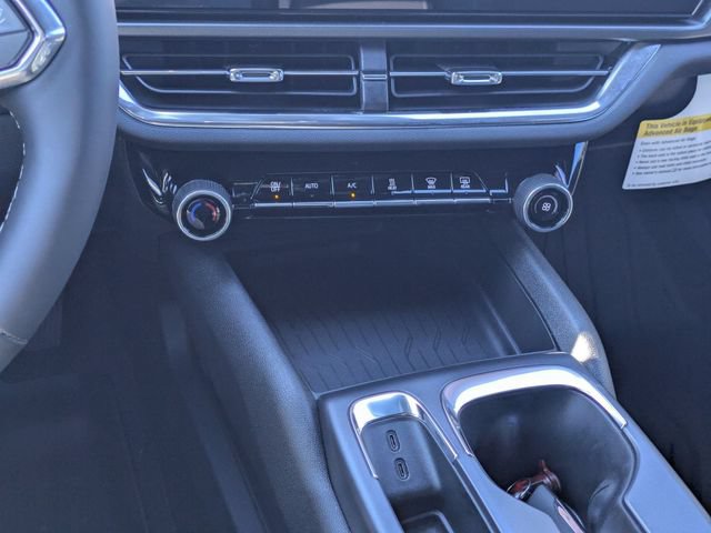 New 2026 Chevrolet Equinox EV LT w/ Comfort Package FWD image 21