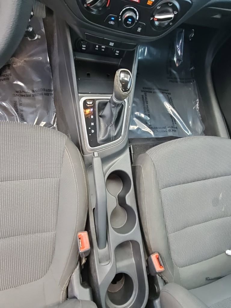 Used 2021 Hyundai Accent SE FWD image 17
