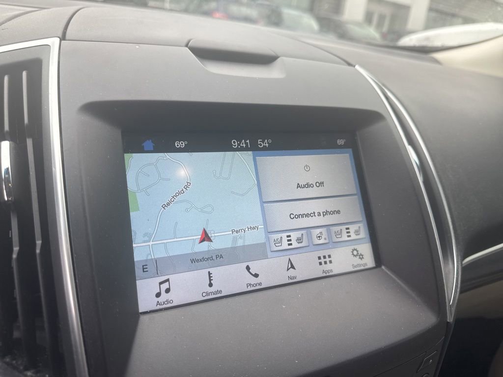 Used 2017 Ford Edge Titanium w/ Equipment Group 301A AWD/4WD image 12