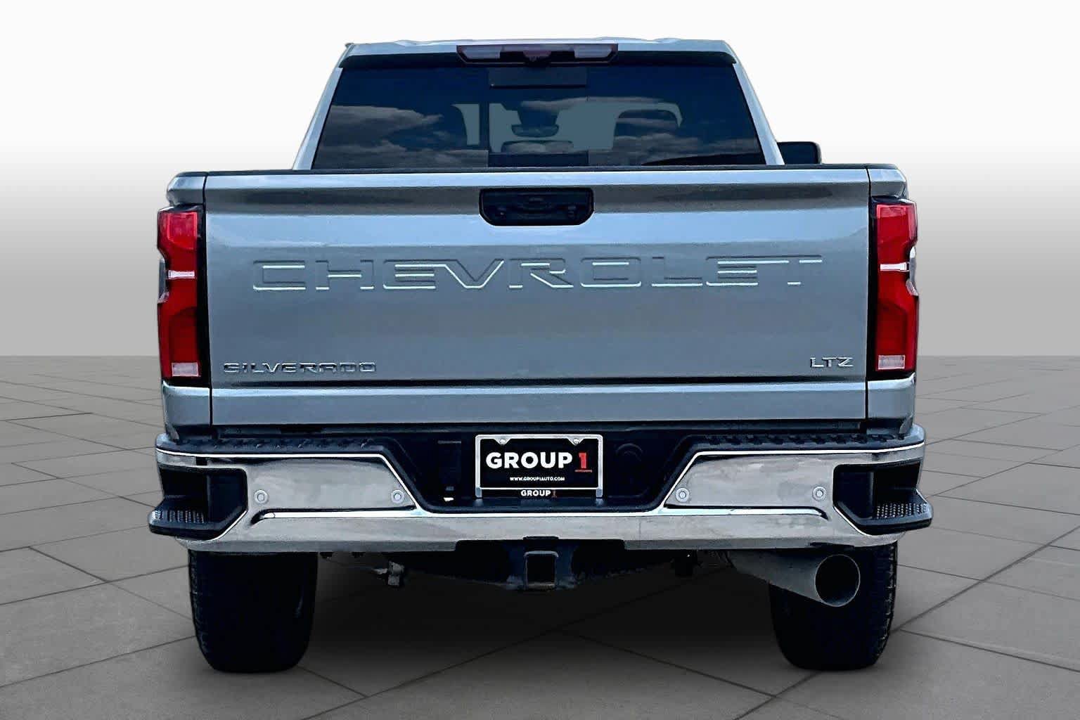Used 2024 Chevrolet Silverado 2500 LTZ w/ LTZ Texas Edition AWD/4WD image 5