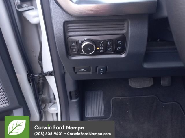 New 2025 Ford F350 Lariat w/ Lariat Ultimate Package image 18