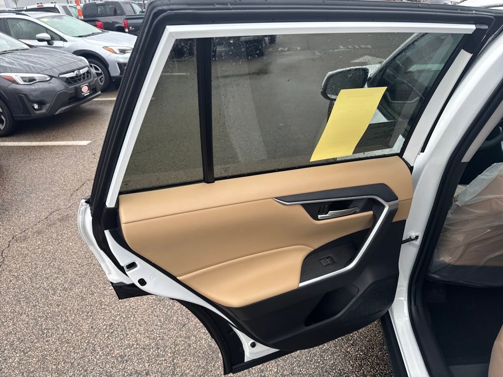 New 2025 Toyota RAV4 XLE image 14
