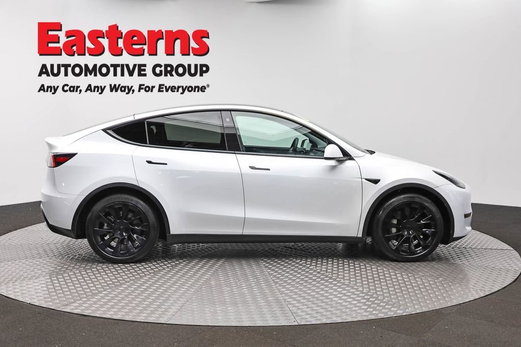 Used 2021 Tesla Model Y Long Range AWD/4WD image 4