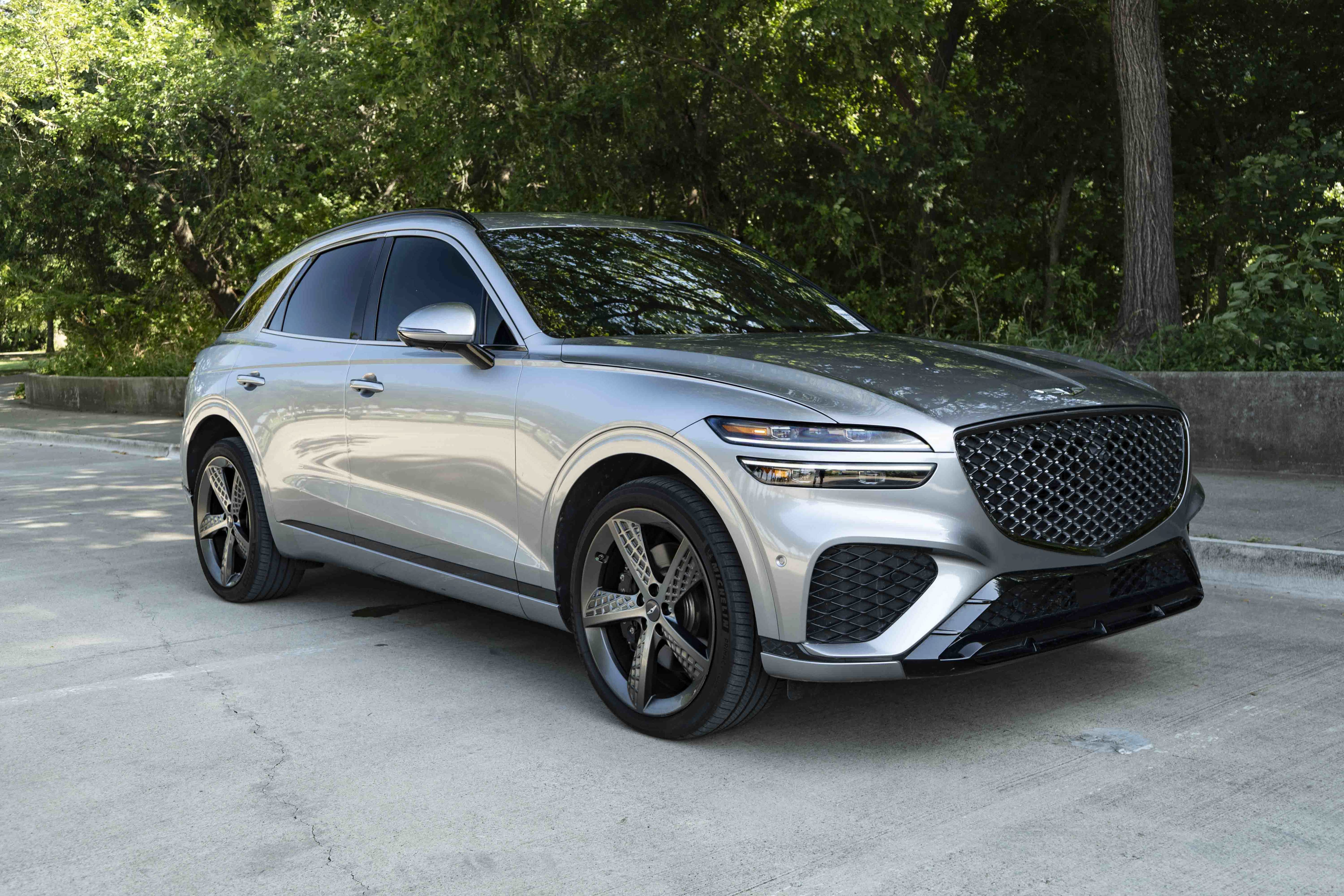 Used 2024 Genesis GV70 3.5T Sport w/ Sport Advanced Package AWD/4WD image 2