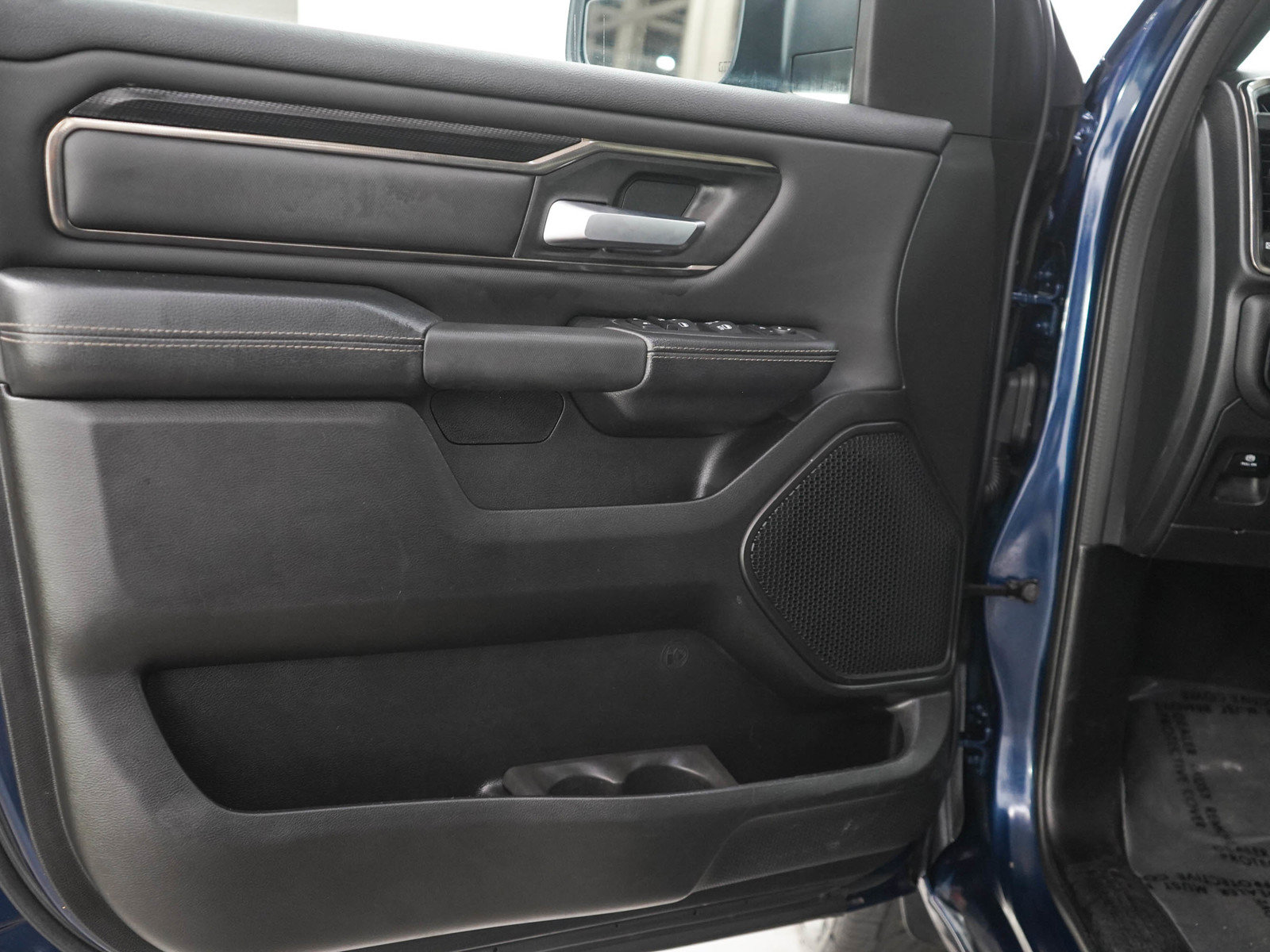 Used 2023 RAM 1500 Sport w/ Rebel Level 2 Equipment Group AWD/4WD image 17