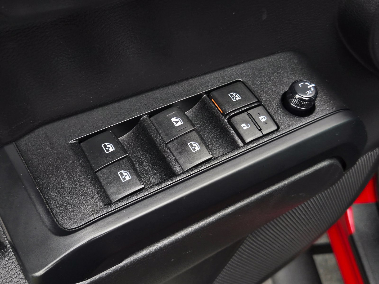 Certified 2022 Toyota Tacoma SR AWD/4WD image 10