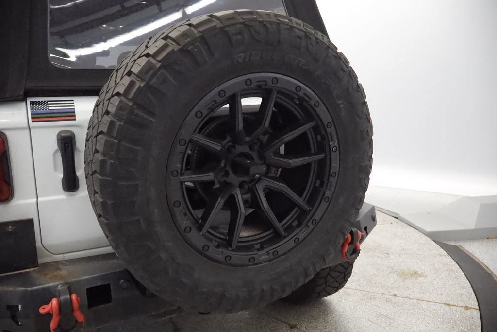 Used 2023 Jeep Wrangler Unlimited Rubicon w/ LED Lighting Group AWD/4WD image 18