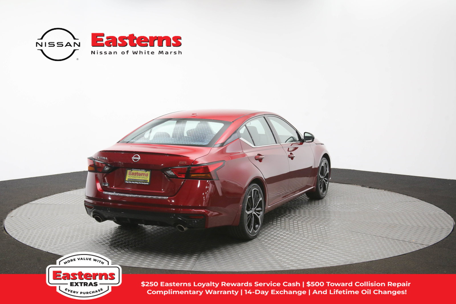 Used 2023 Nissan Altima 2.5 SR w/ SR Premium Package FWD image 39