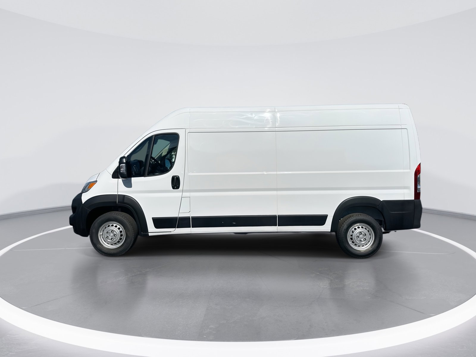 Used 2026 RAM ProMaster 2500 w/ Convenience Group FWD image 6