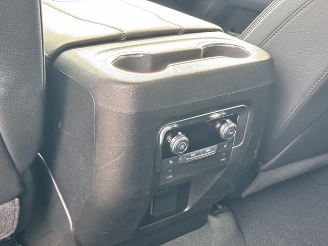 Used 2025 GMC Yukon Denali image 18