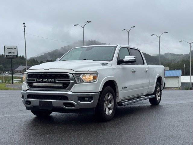 Used 2022 RAM 1500 Big Horn AWD/4WD image 3
