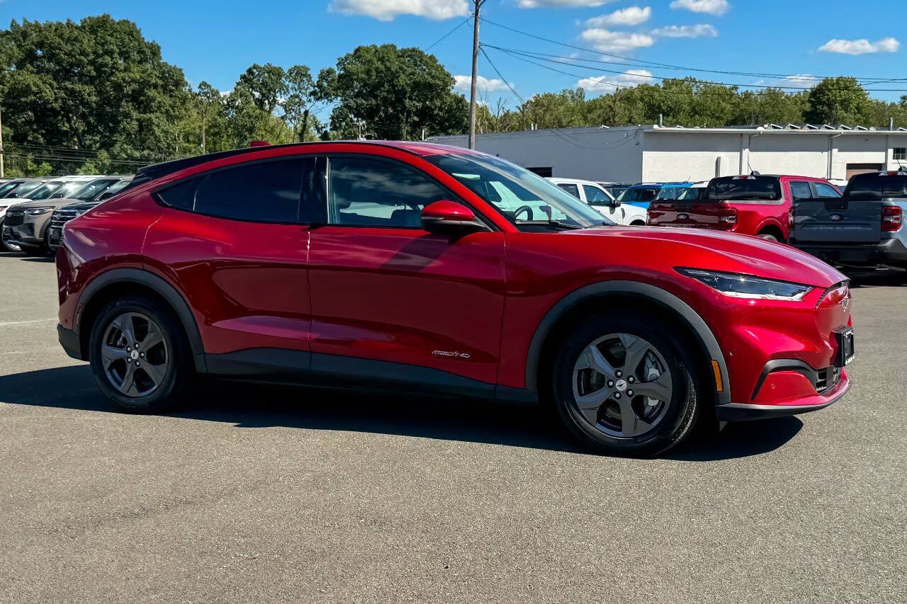 Used 2021 Ford Mustang Mach-E Select w/ Comfort/Technology Package AWD/4WD image 2