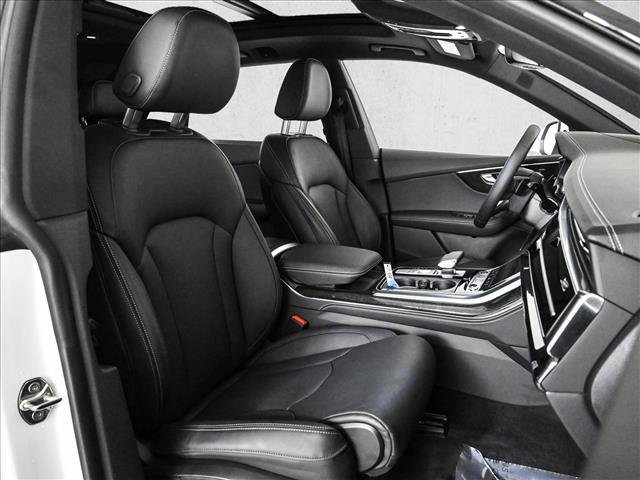 Certified 2025 Audi Q8 Prestige w/ Prestige Package image 22