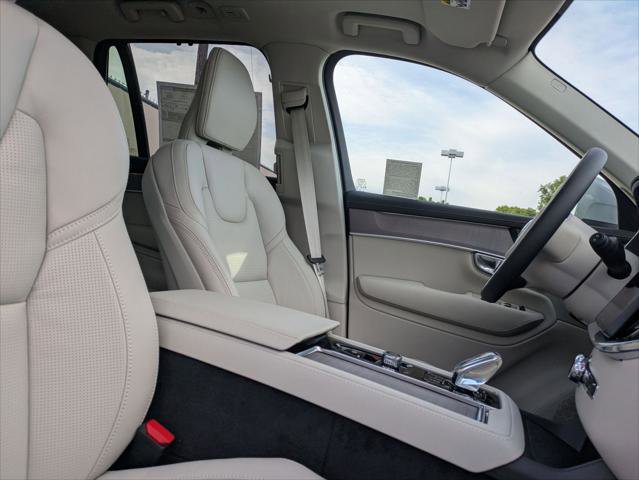 New 2026 Volvo XC90 T8 Ultra w/ Protection Package Premier image 14