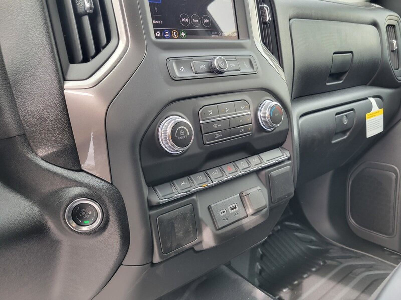 New 2026 GMC Sierra 1500 Pro w/ Pro Value Package image 15