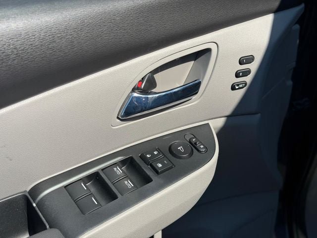Used 2016 Honda Odyssey Touring image 6