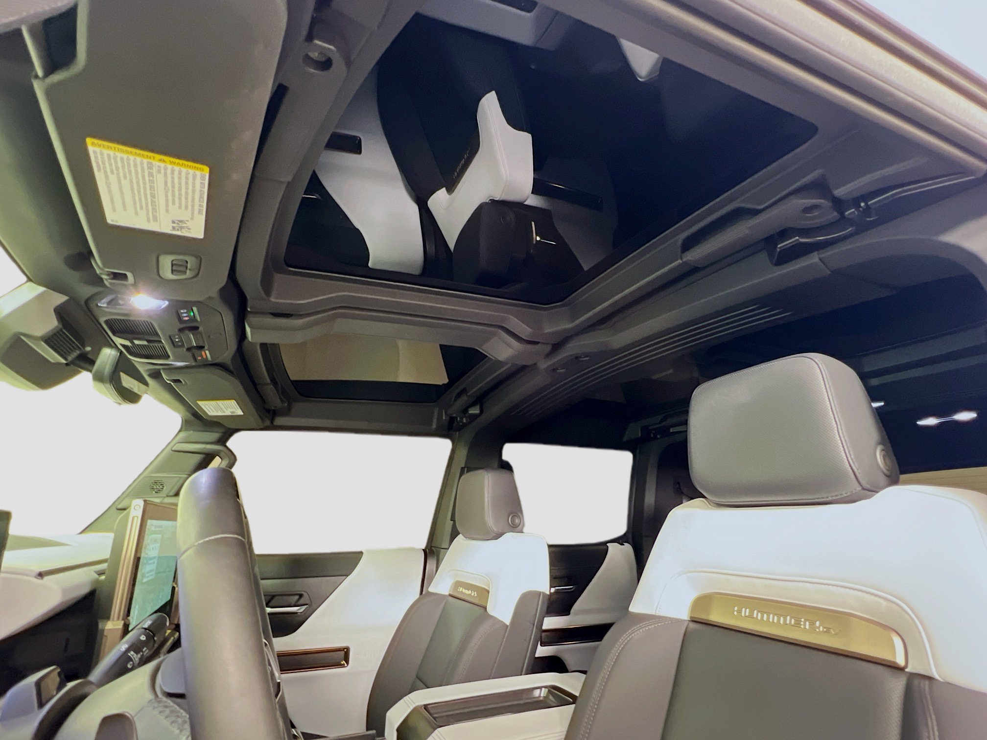 Used 2024 GMC Hummer EV 2X w/ LPO, Sport Package image 23