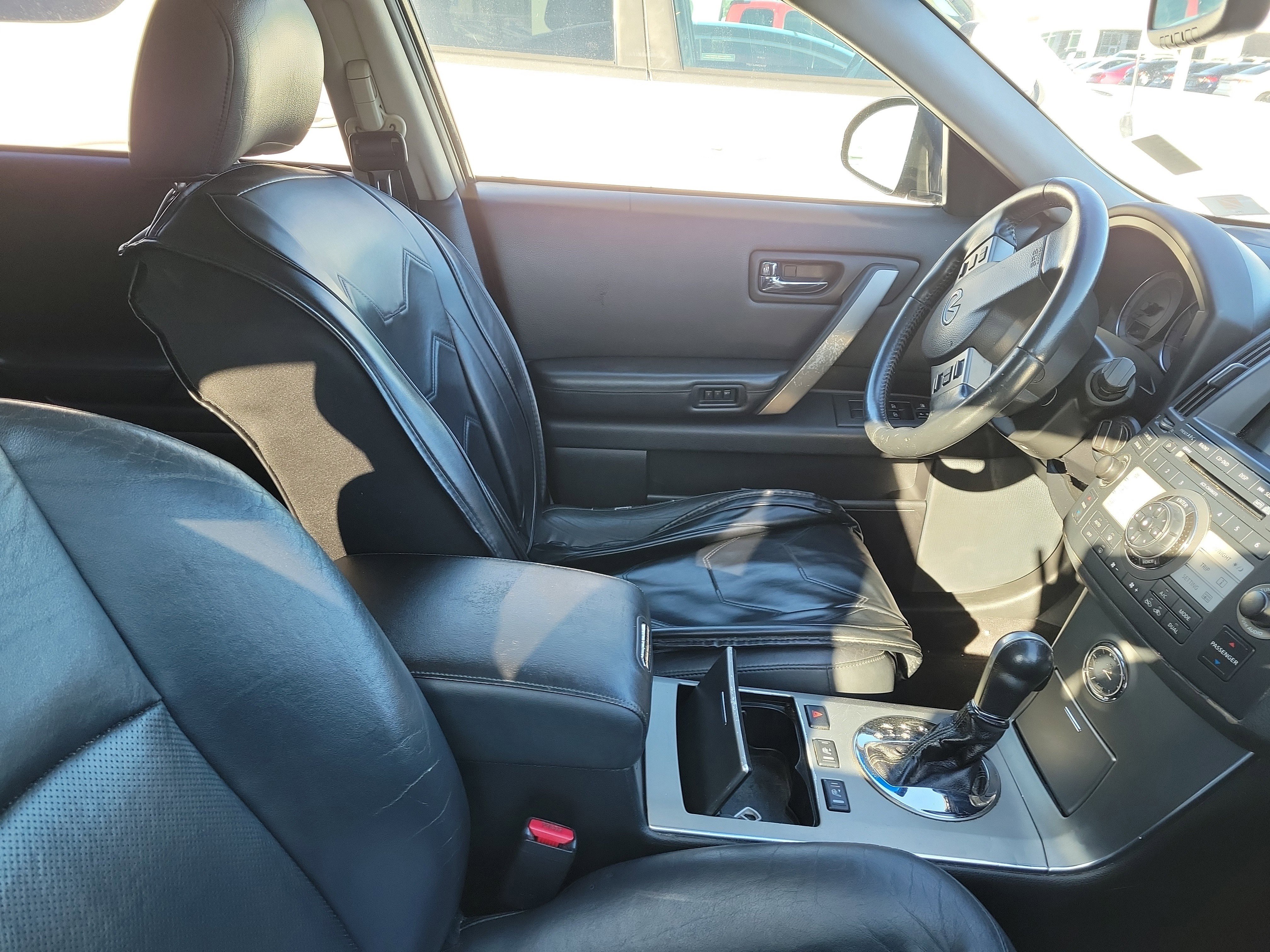 Used 2008 INFINITI FX35 AWD w/ Technology Pkg image 10