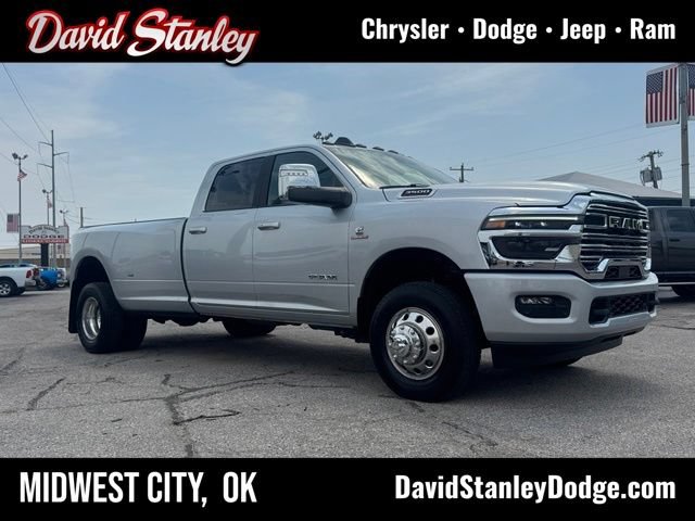 Certified 2026 RAM 3500 Laramie AWD/4WD image 1