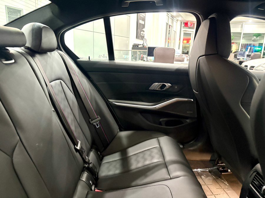Used 2023 BMW M3 Competition w/ Executive Package image 20