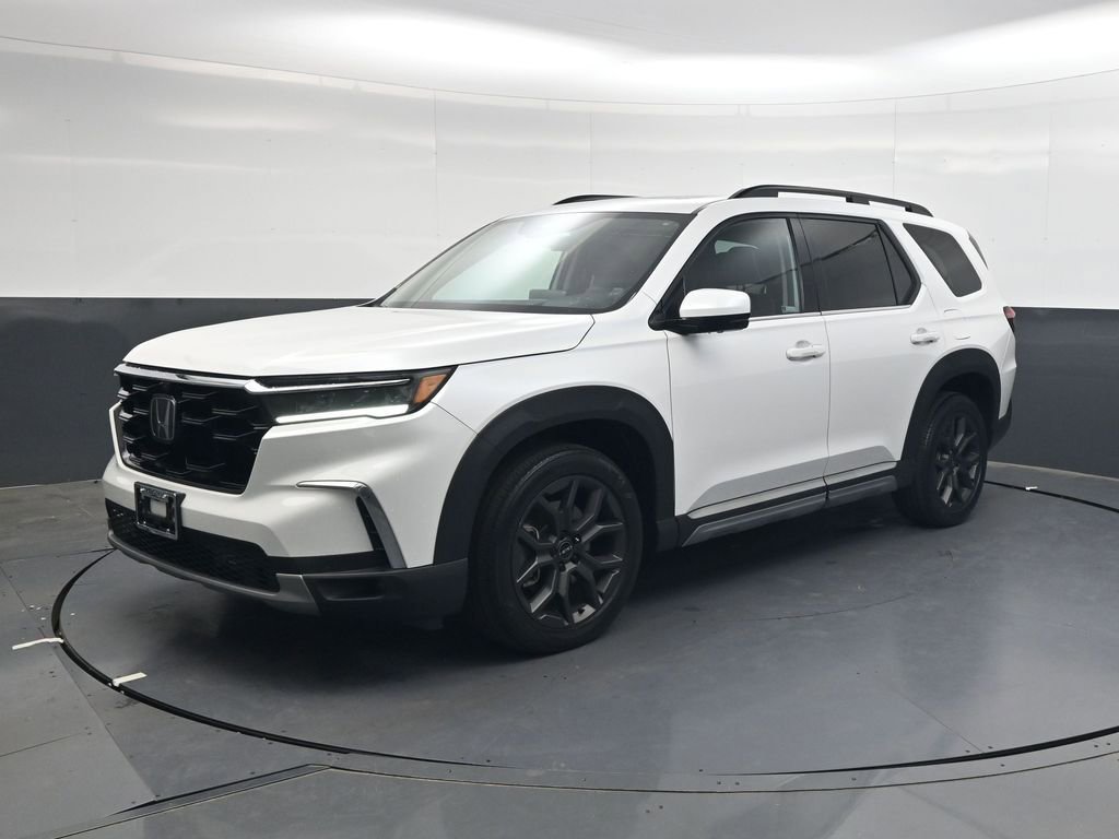 Used 2023 Honda Pilot Elite image 8