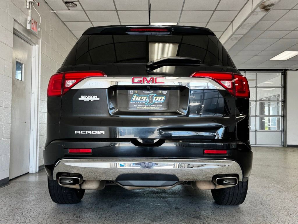 Used 2019 GMC Acadia Denali w/ Technology Package FWD image 6