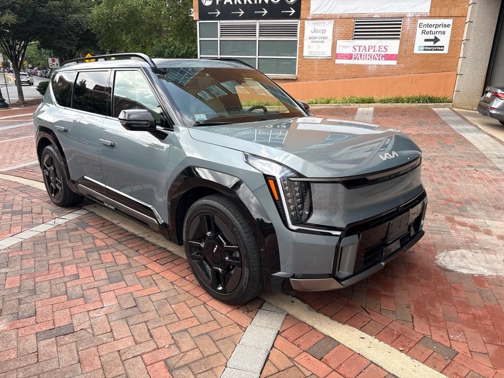 Certified 2024 Kia EV9 GT-Line