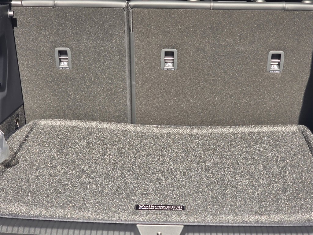 New 2026 Volkswagen Tiguan SE R-Line image 23