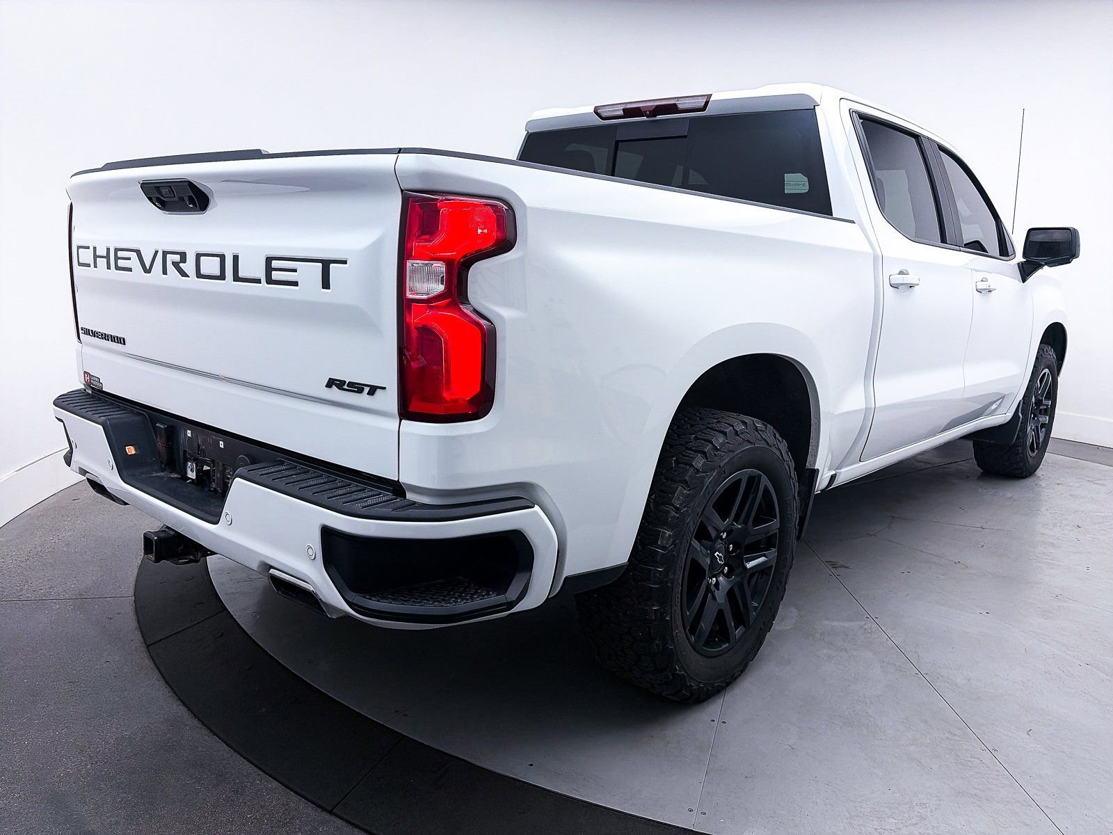 Used 2022 Chevrolet Silverado 1500 RST image 16