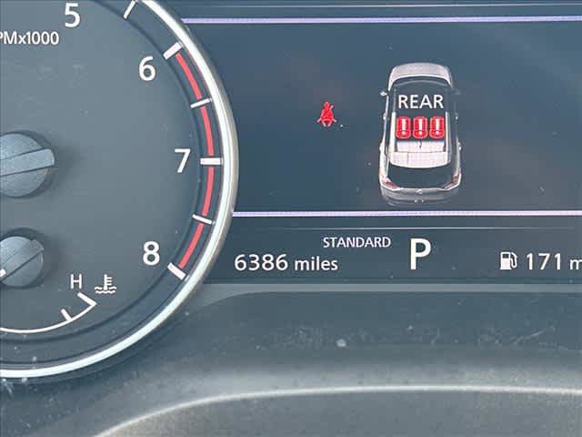 Used 2023 Nissan Rogue SV image 17