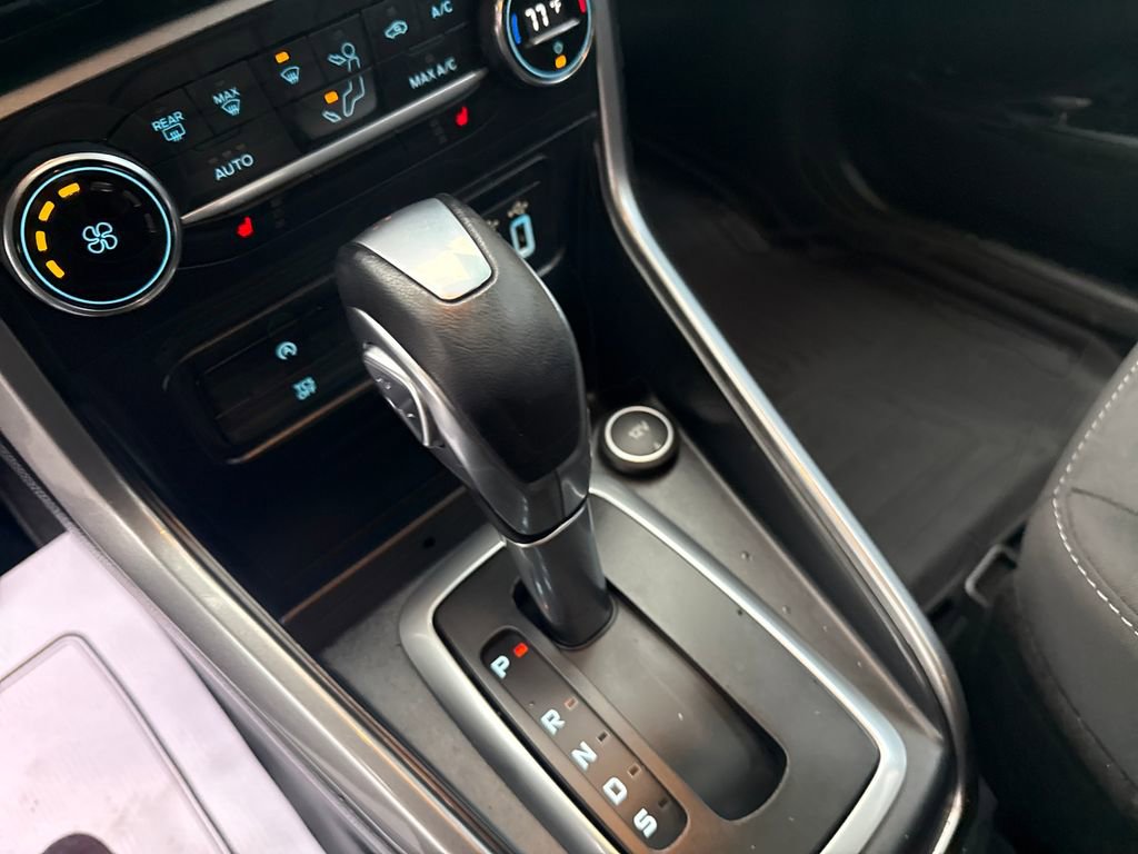 Used 2021 Ford EcoSport SE w/ SE Convenience Package image 27